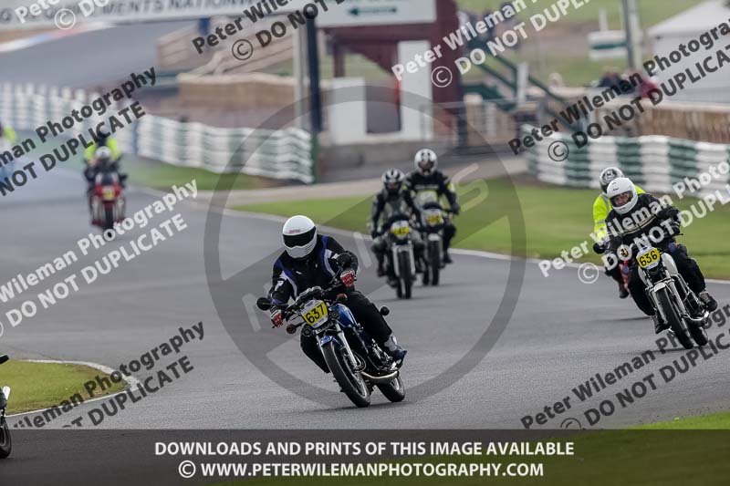 Vintage motorcycle club;eventdigitalimages;mallory park;mallory park trackday photographs;no limits trackdays;peter wileman photography;trackday digital images;trackday photos;vmcc festival 1000 bikes photographs